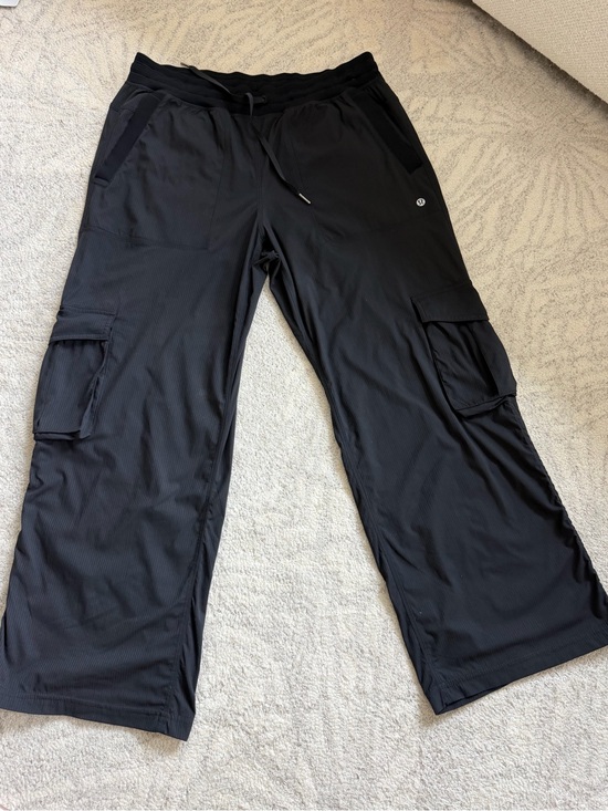 lululemon athletica Pants - Lululemon Dance studio cropped Cargo  Pants - Drawstring Waist size L